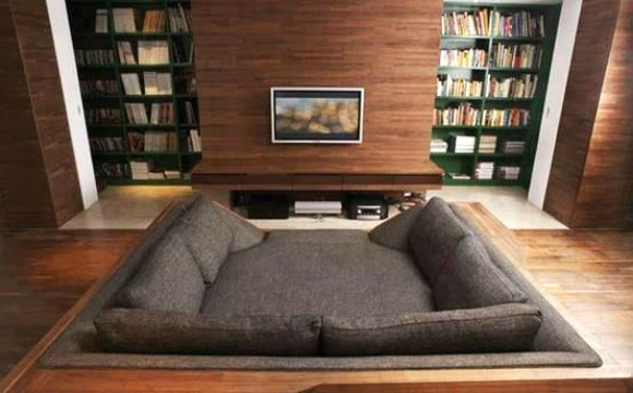 Sofá-cama pode ser confortável e utilizado em vários ambientes da casa (Foto: Reprodução/Pinterest)