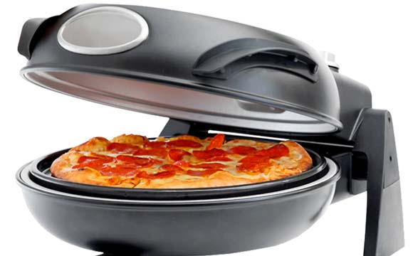Mini forno elétrico de pizza com visor de vidro temperado que permite a visualização da comida durante o preparo. À venda na Ricardo Eletro por R$ 359 (Foto: Divulgação/Ricardo Eletro)