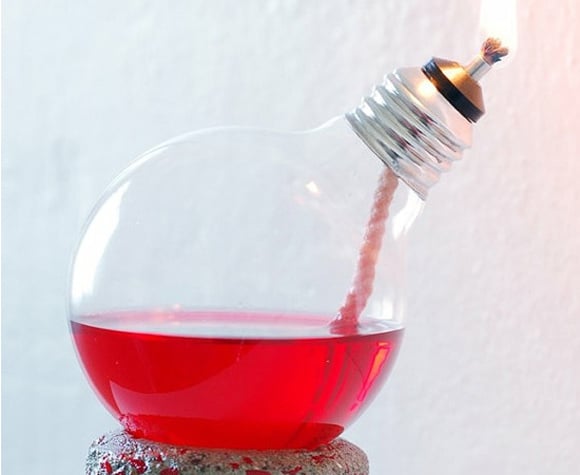 lampada queimada como objeto de decoração