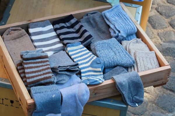 Utilize gavetas para guardar meias e cuecas (Foto: Shutterstock)