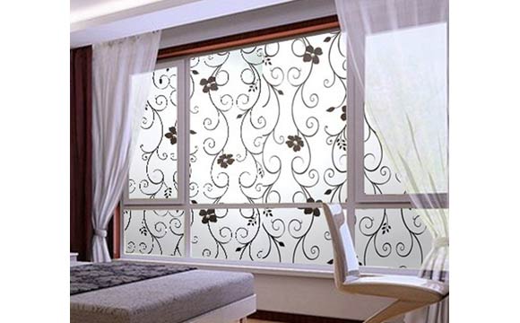 janela_decorada_adesivos