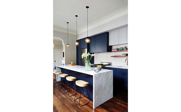 Móveis azul-marinho cozinha