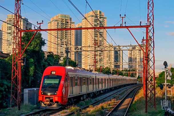 Metrô na estação Lapa